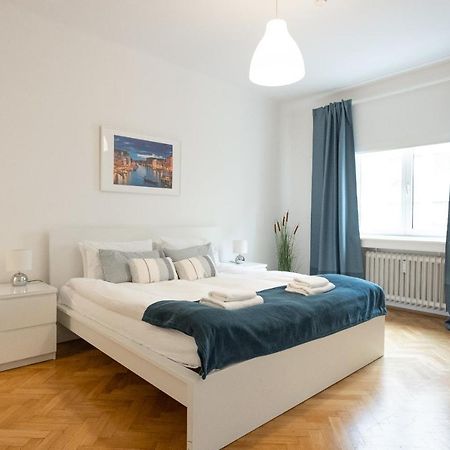 City Center Operastreet Apartment "Italy" Wina Bagian luar foto